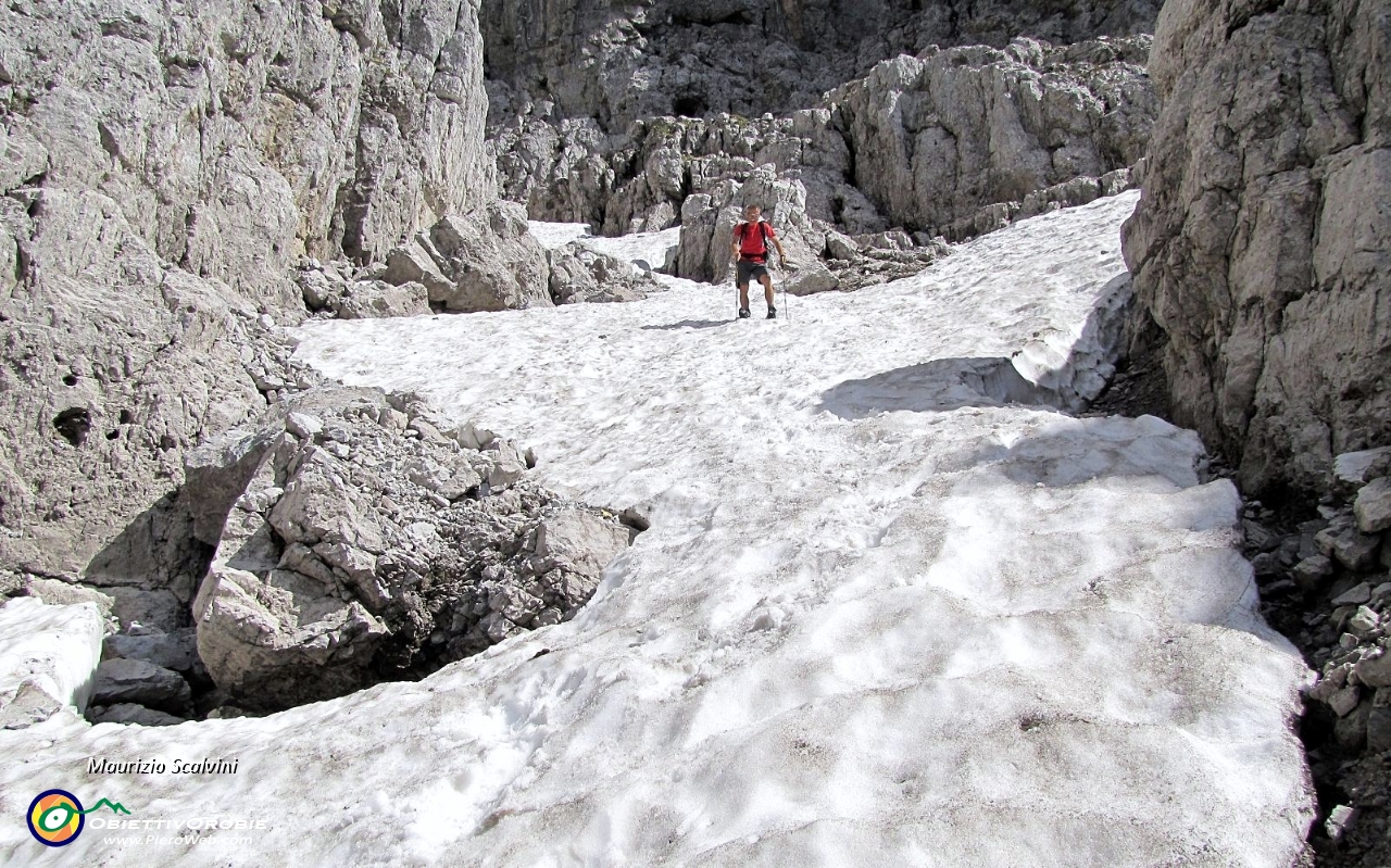 45 C'è ancora parecchia neve....JPG